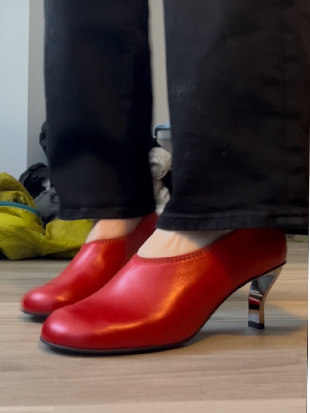 NICOLE SALDAÑA Red Harper Leather Heels - Picture 8 of 10